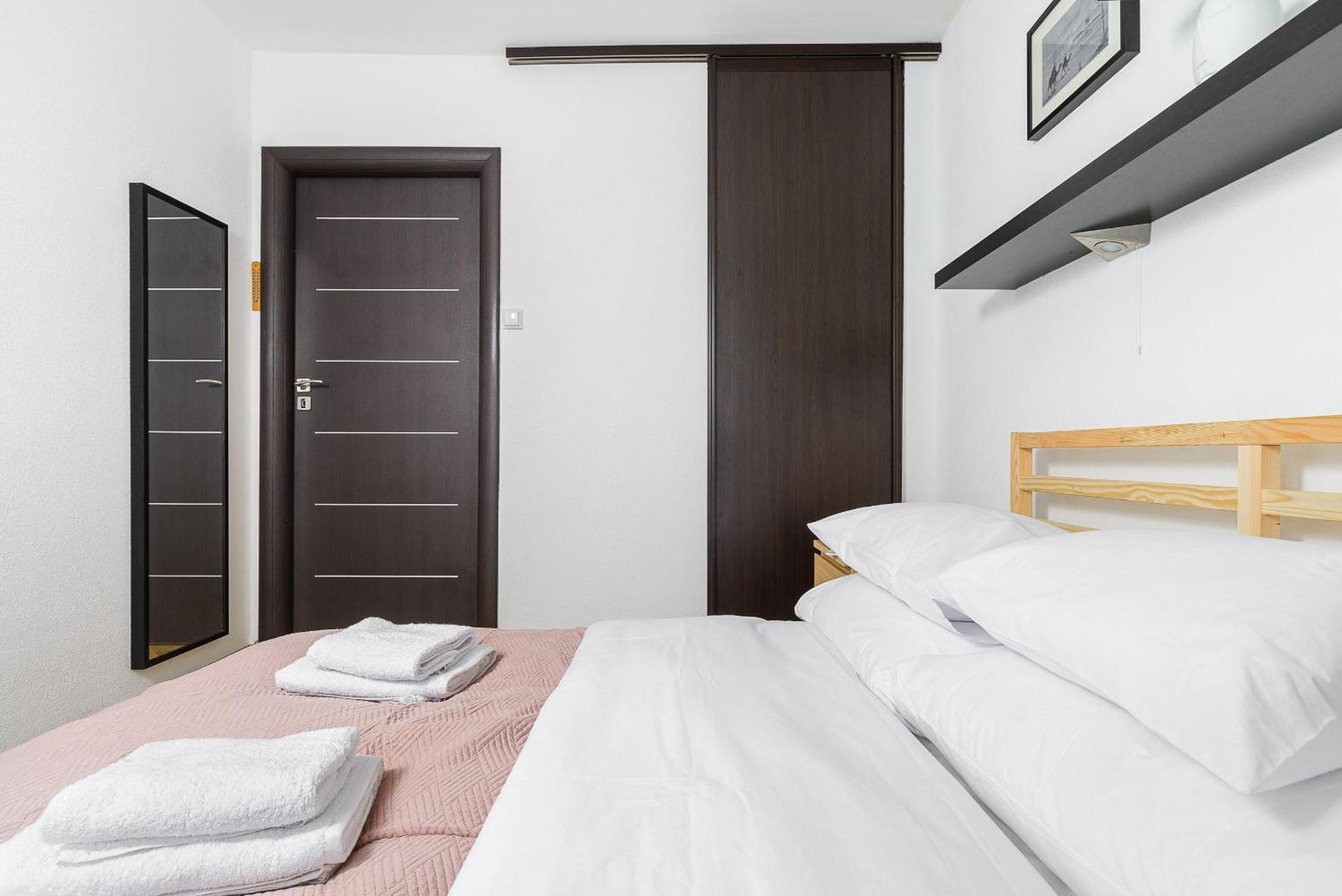 Apartament Leszczynska Варшава Екстер'єр фото